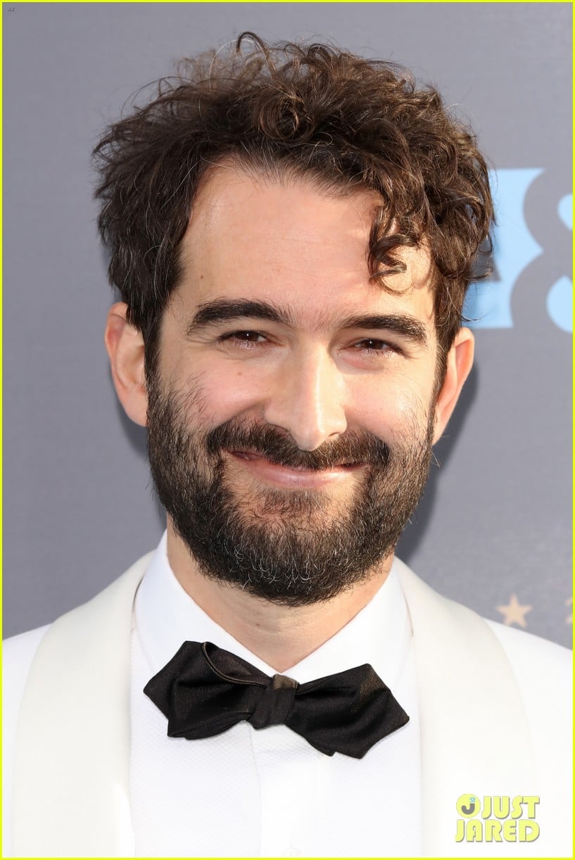 'Transparent' Star Jeffery Tambor Takes Home Best Actor at Critics