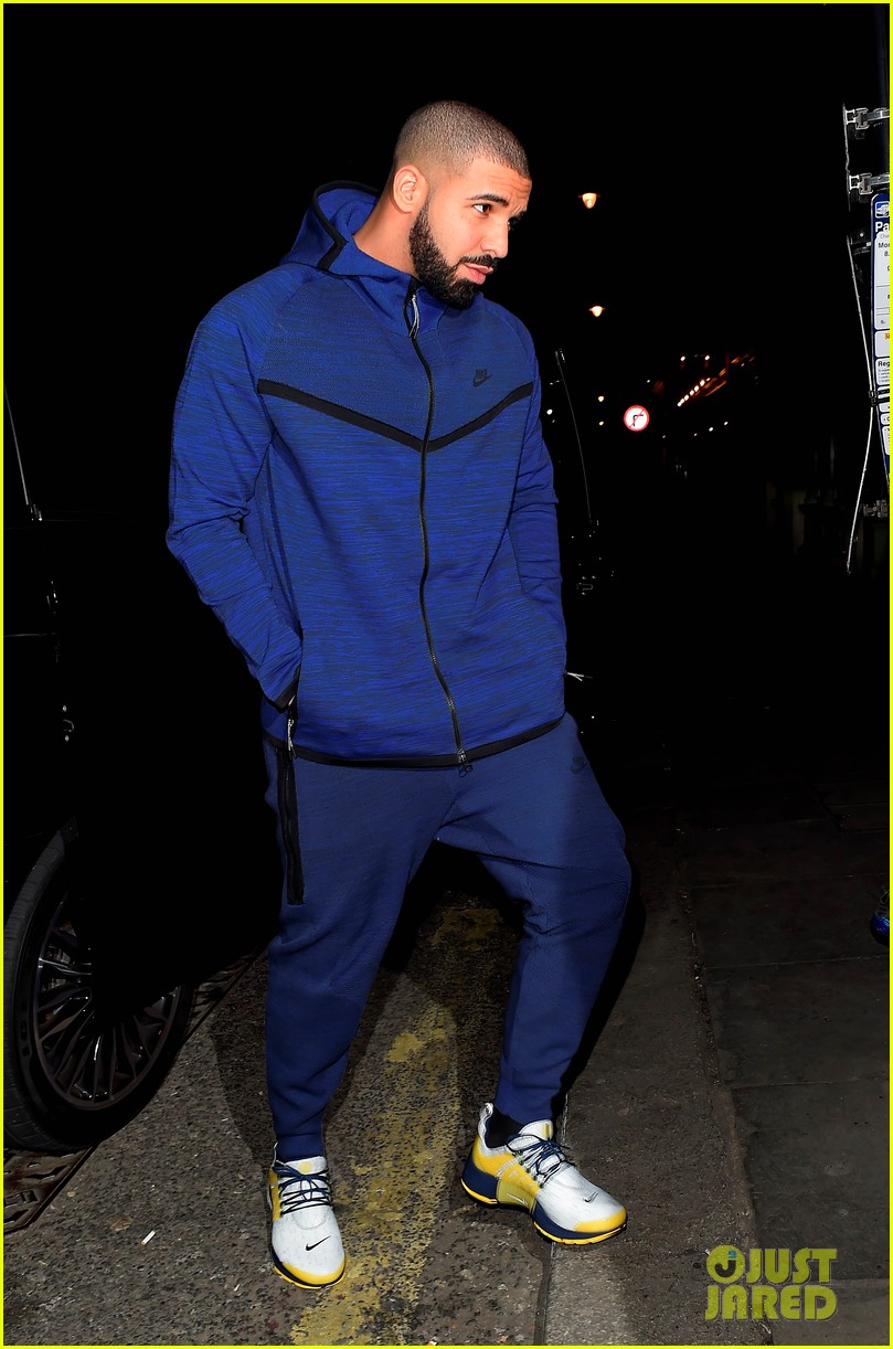 Drake Looks Casual While Stepping Out For a Night of