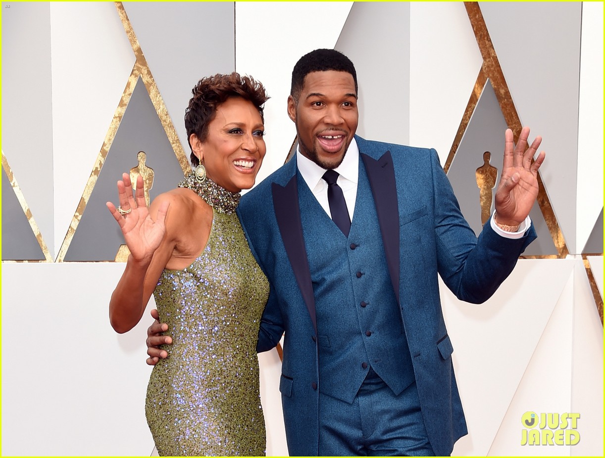 Robin Roberts & Lara Spencer Host ABC's Pre-Oscars Show: Photo 3591888