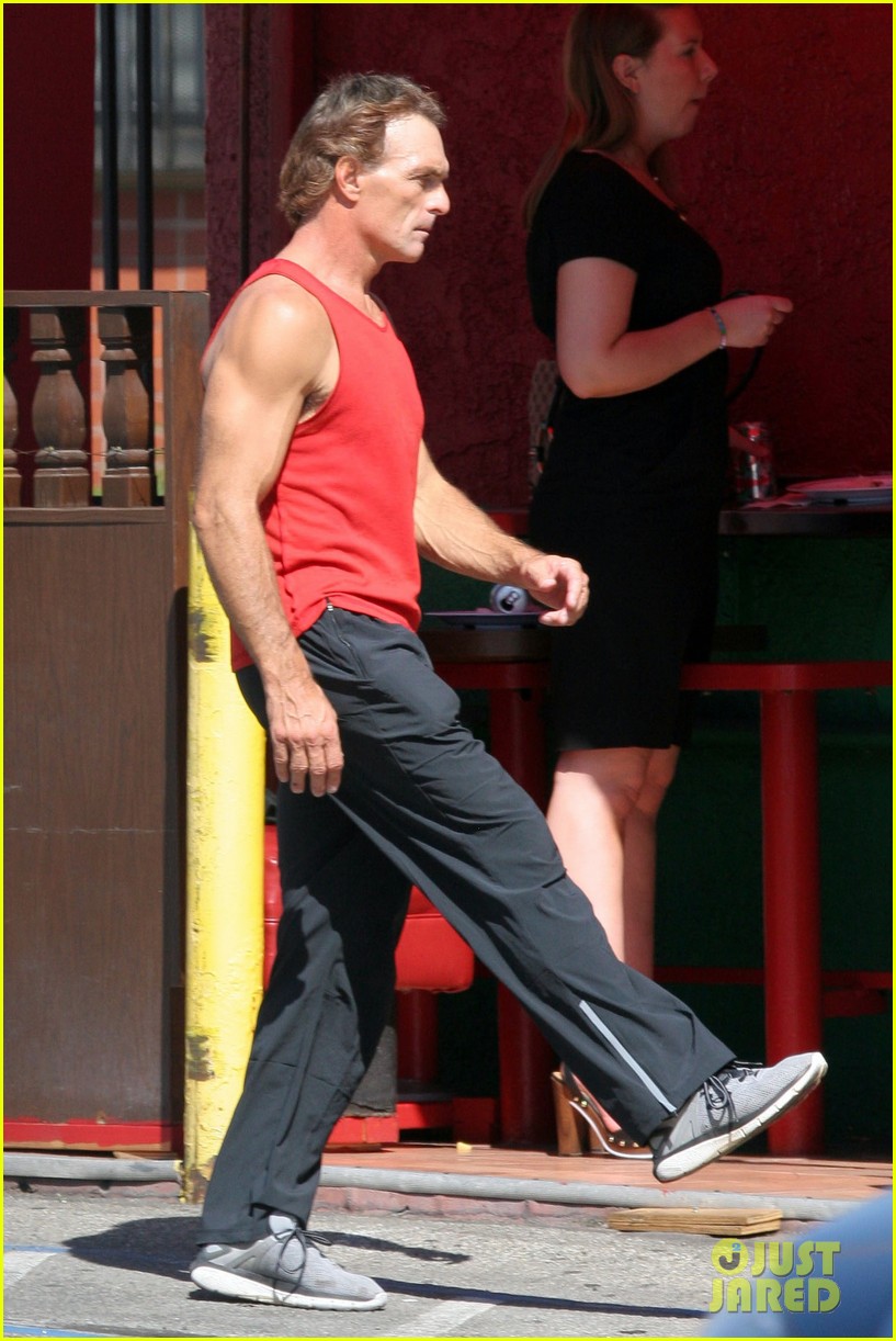 Doug Flutie Looks Ripped Ahead of ‘DWTS’ Premiere!: Photo 3609361