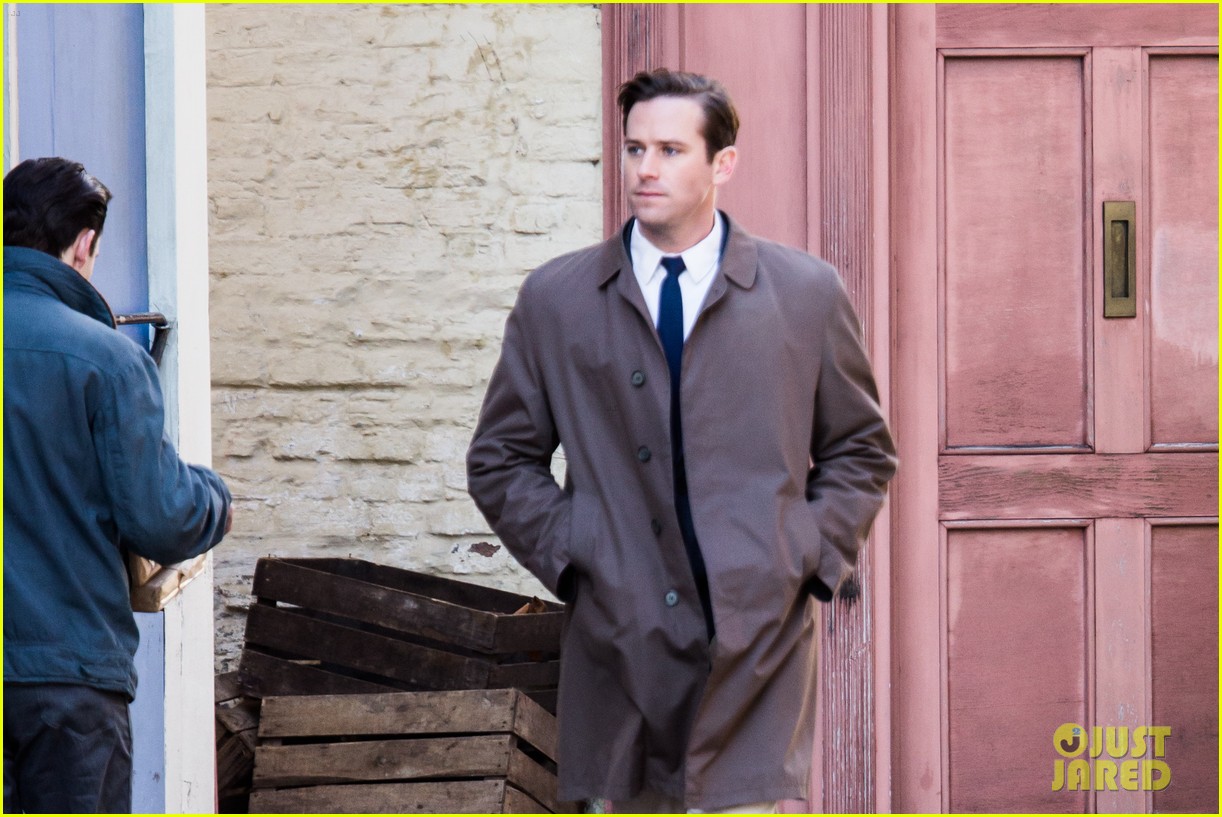 Armie Hammer Gushes Over Wife Elizabeth in Adorable Mothering Sunday