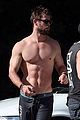 chris hemsworth surf byron bay australia 04