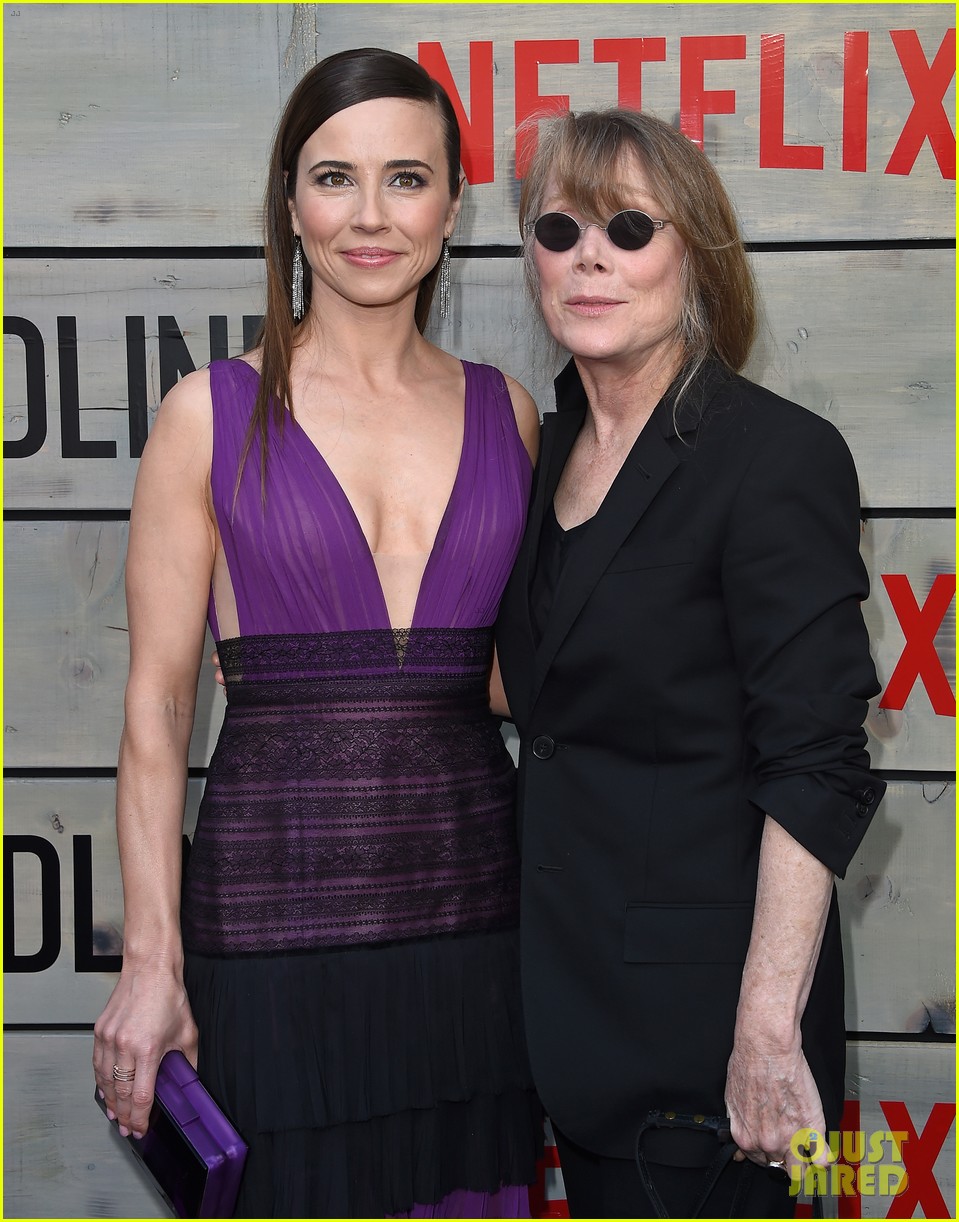 Kyle Chandler Joins 'Bloodline' Cast At Season Two Premeire! Photo