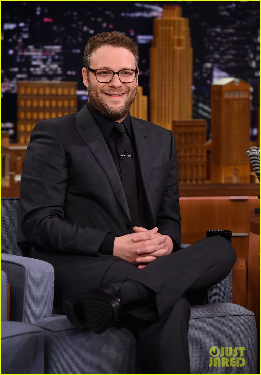 Seth Rogen Jimmy Fallon Perform Kid Stand Up Watch Now Photo