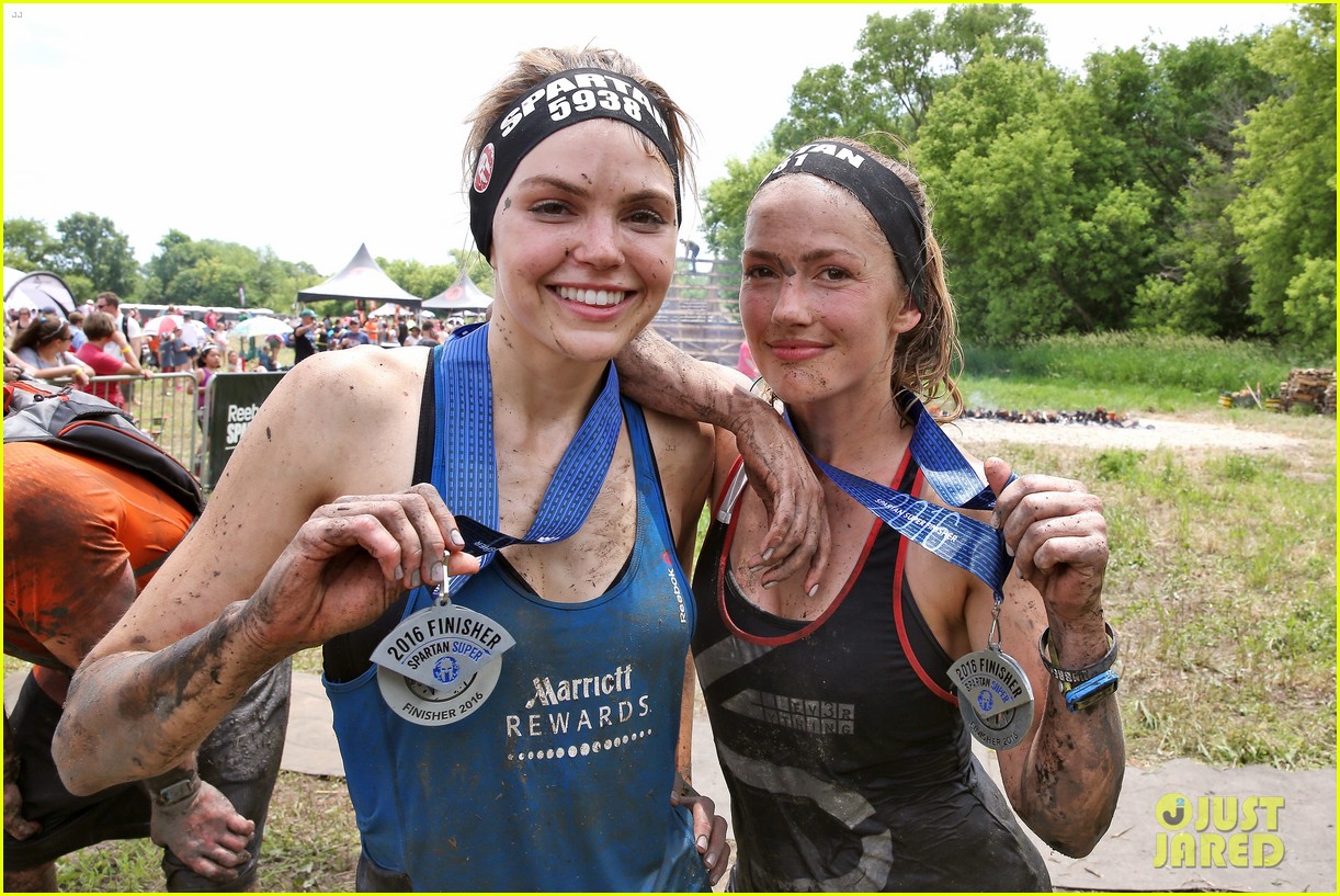'Friday Night Lights' Cast Reunites for Spartan Super Race! Photo 3680124 Aimee Teegarden