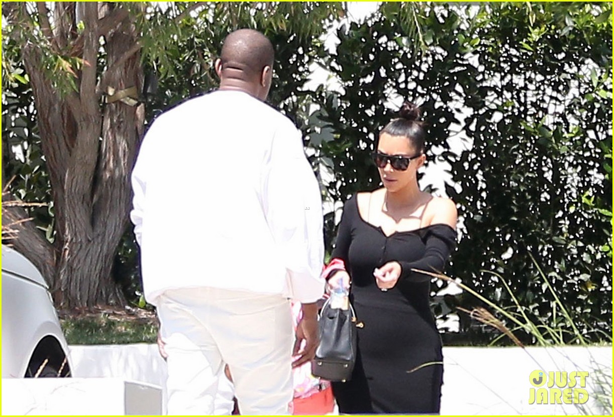 Kim Kardashian Shares Adorable Video of North & Penelope Being BFFs