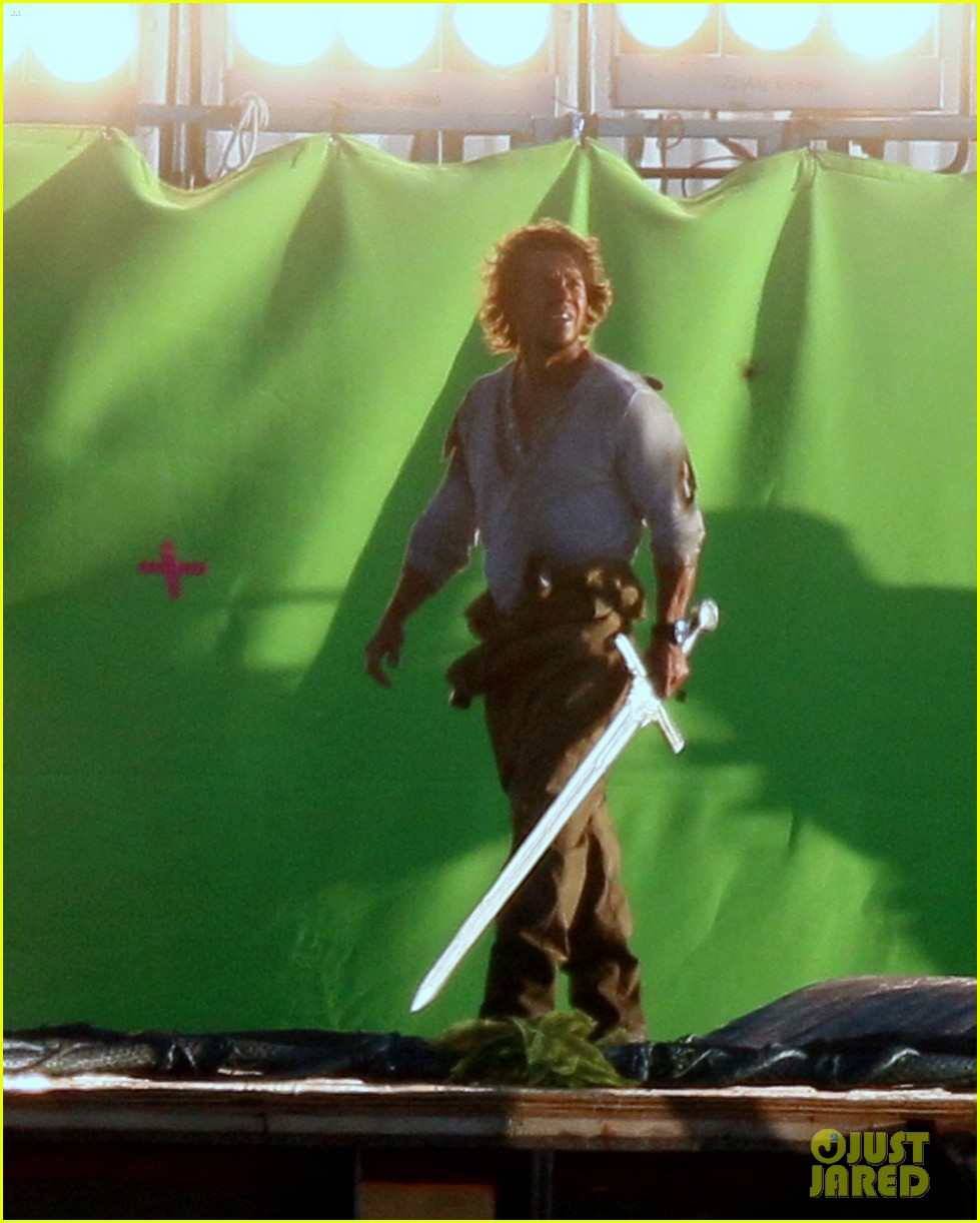 Mark Wahlberg Films Action Scenes for 'Transformers The Last Knight