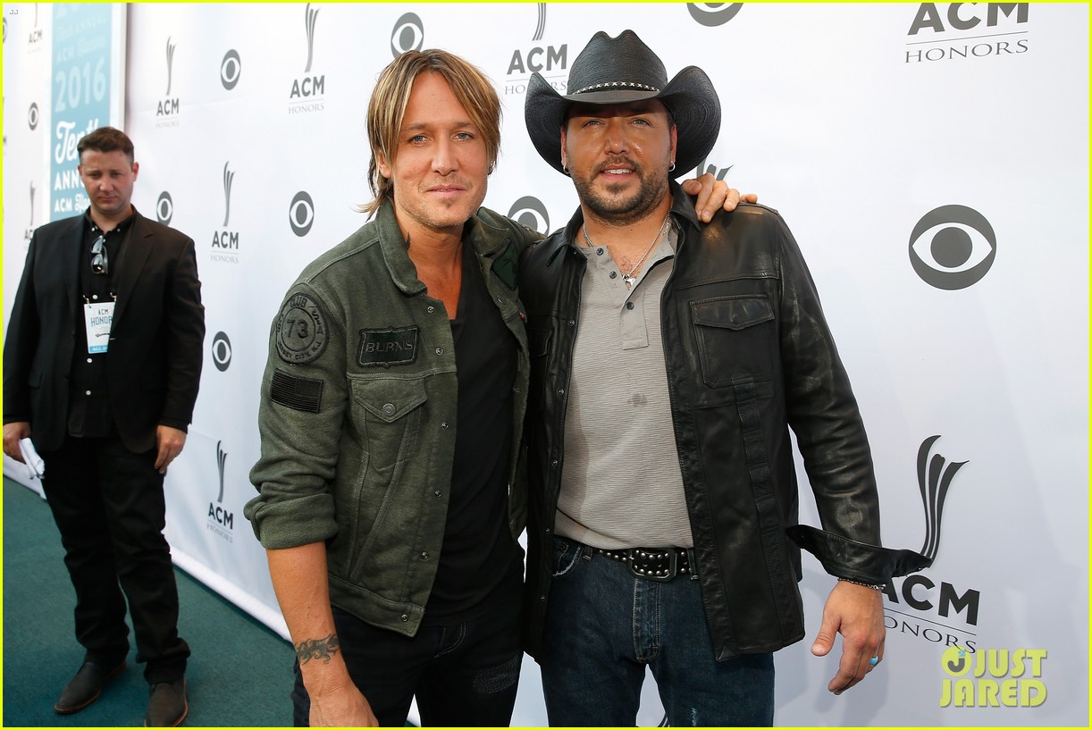 Blake Shelton Miranda Lambert Amp Alicia Keys Celebrate Acm