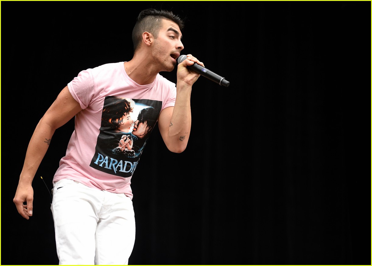 Joe Jonas & DNCE Play for Massive Crowd at Music Midtown Festival