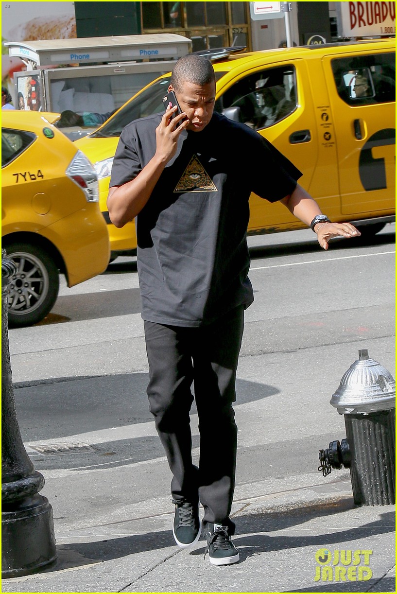 Jay Z Wins Copyright Lawsuit Over RocAFella Logo Photo 3771897 Jay