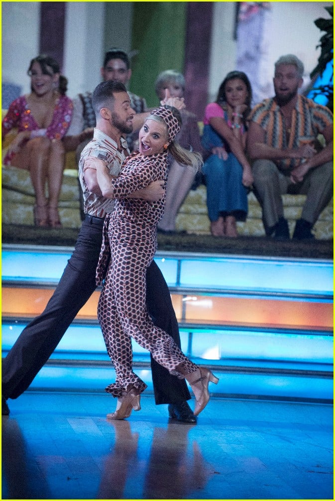 Maureen McCormick Revists 'Brady Bunch' Years Later for 'DWTS' Watch