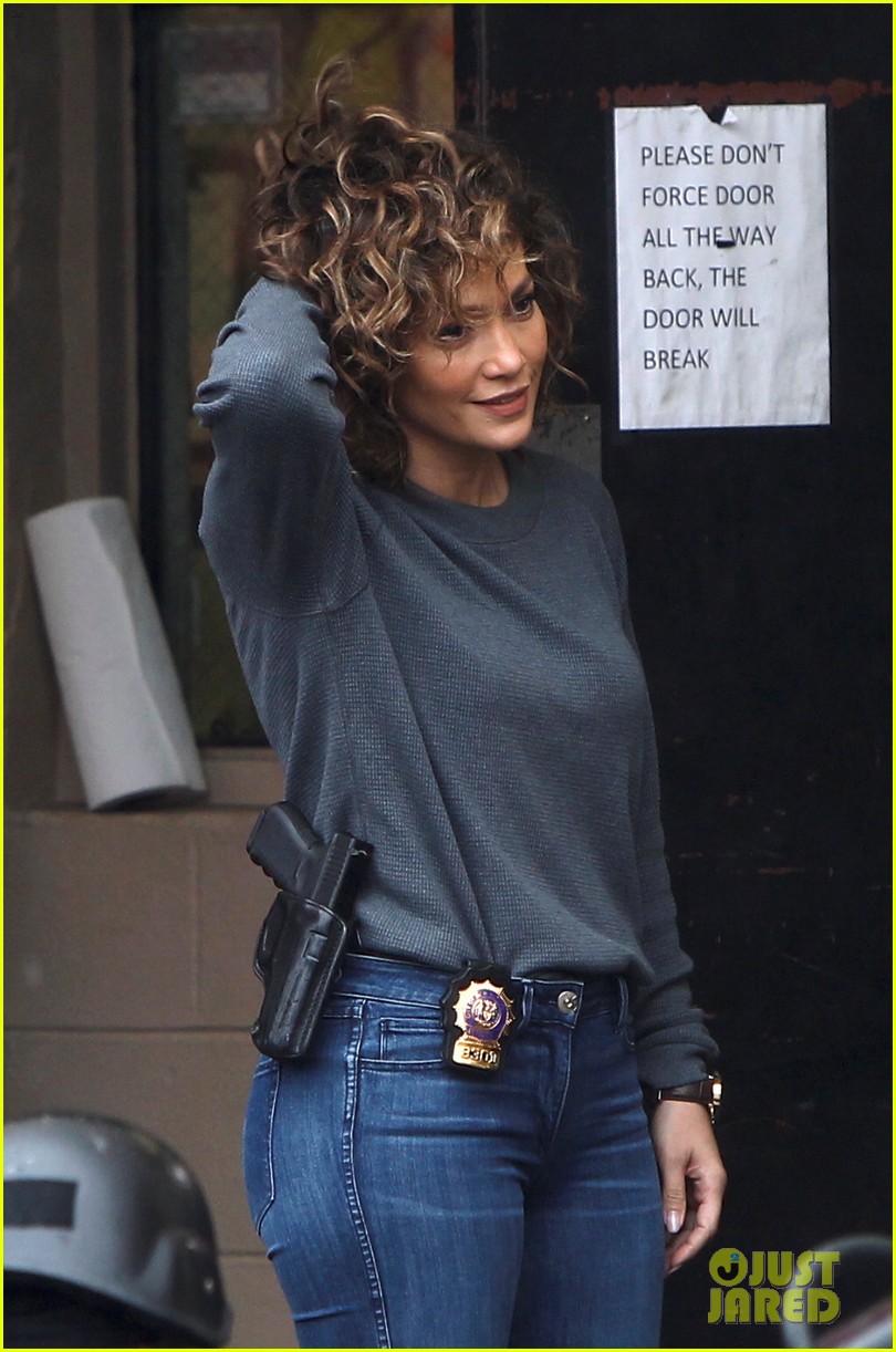 jennifer lopez blue jeans