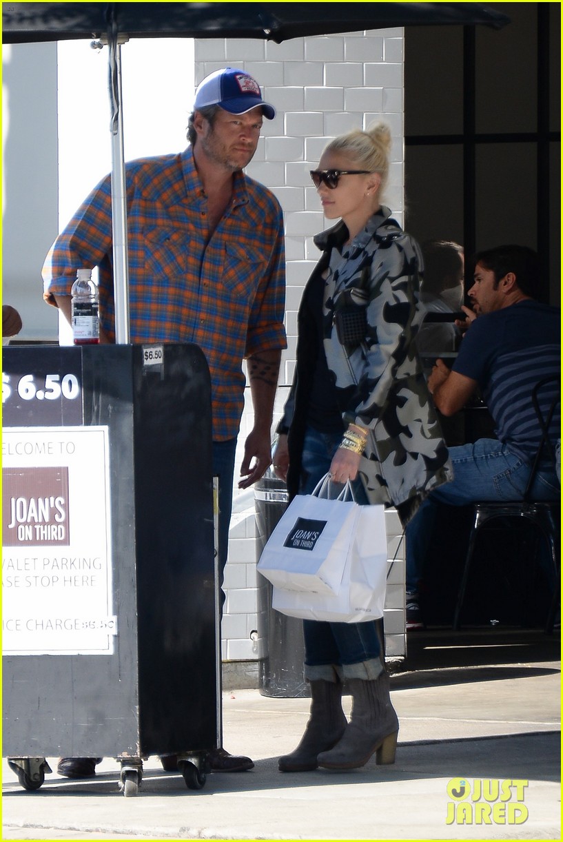 Gwen Stefani & Blake Shelton Enjoy Lunch Date in WeHo!: Photo 3786208