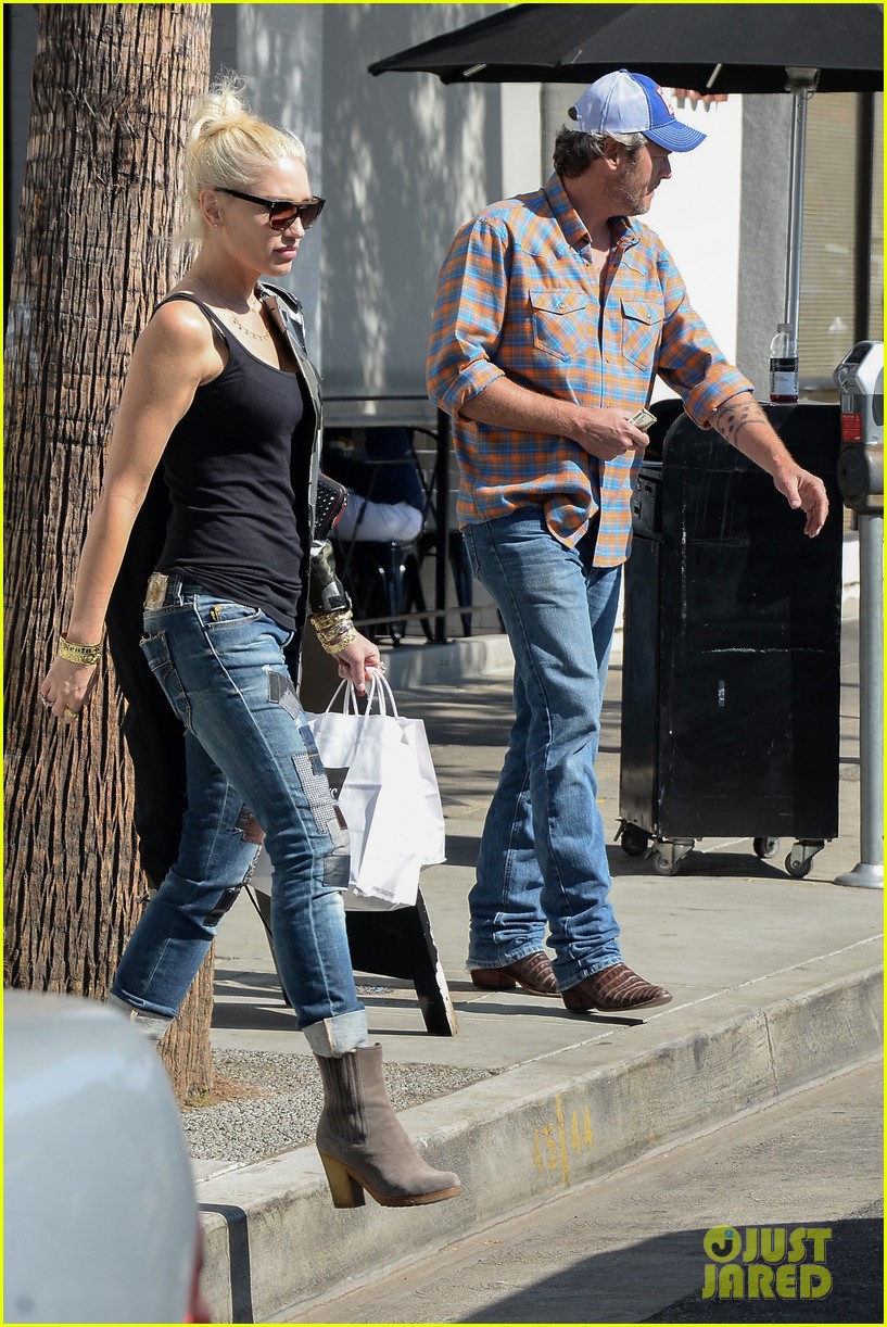 Gwen Stefani & Blake Shelton Enjoy Lunch Date in WeHo!: Photo 3786209