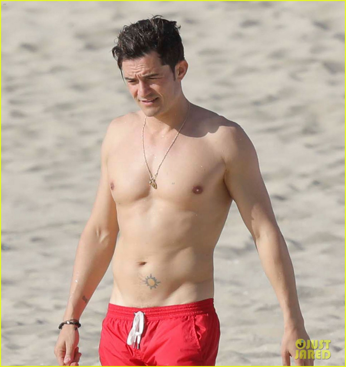 Orlando Bloom speaks out over paddle board nude photos and 