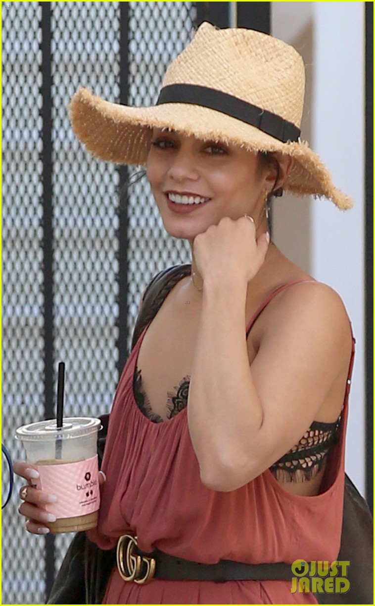 Vanessa Hudgens Tries Out Long Blonde Hair See The Pic Photo