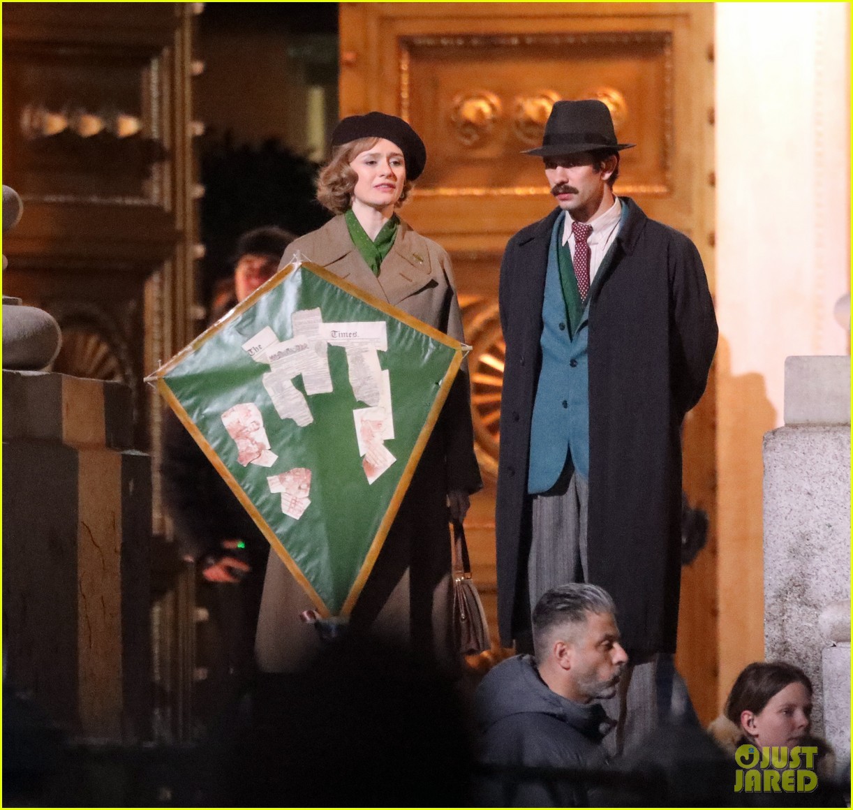 Emily Mortimer Ben Whishaw As Jane Michael Banks First Look