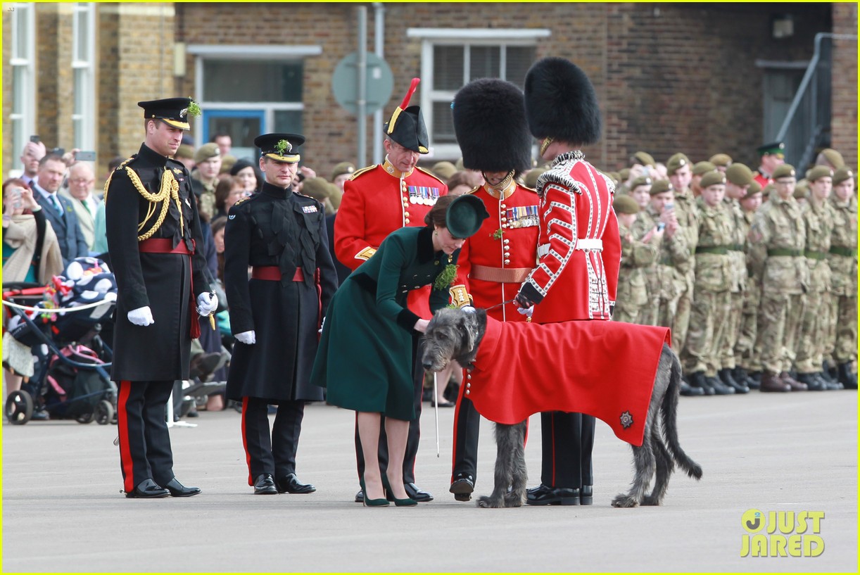 Kate Middleton & Prince William Step Out Together After His Night of Partying Photo 3875150
