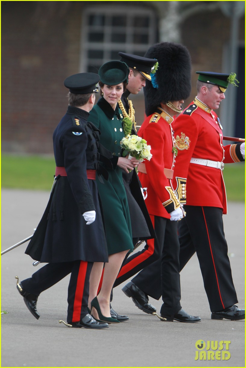 Kate Middleton & Prince William Step Out Together After His Night of Partying Photo 3875172