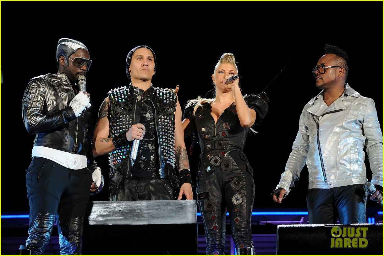 will.i.am Confirms Fergie Has Left the Black Eyed Peas Photo 3907659