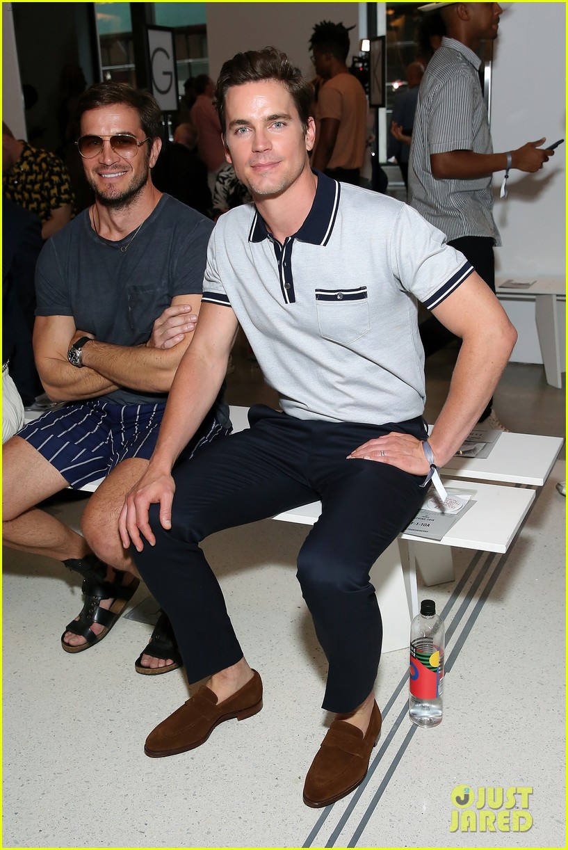 Matt Bomer Looks So Handsome at Men’s Fashion Week Shows: Photo 3926333