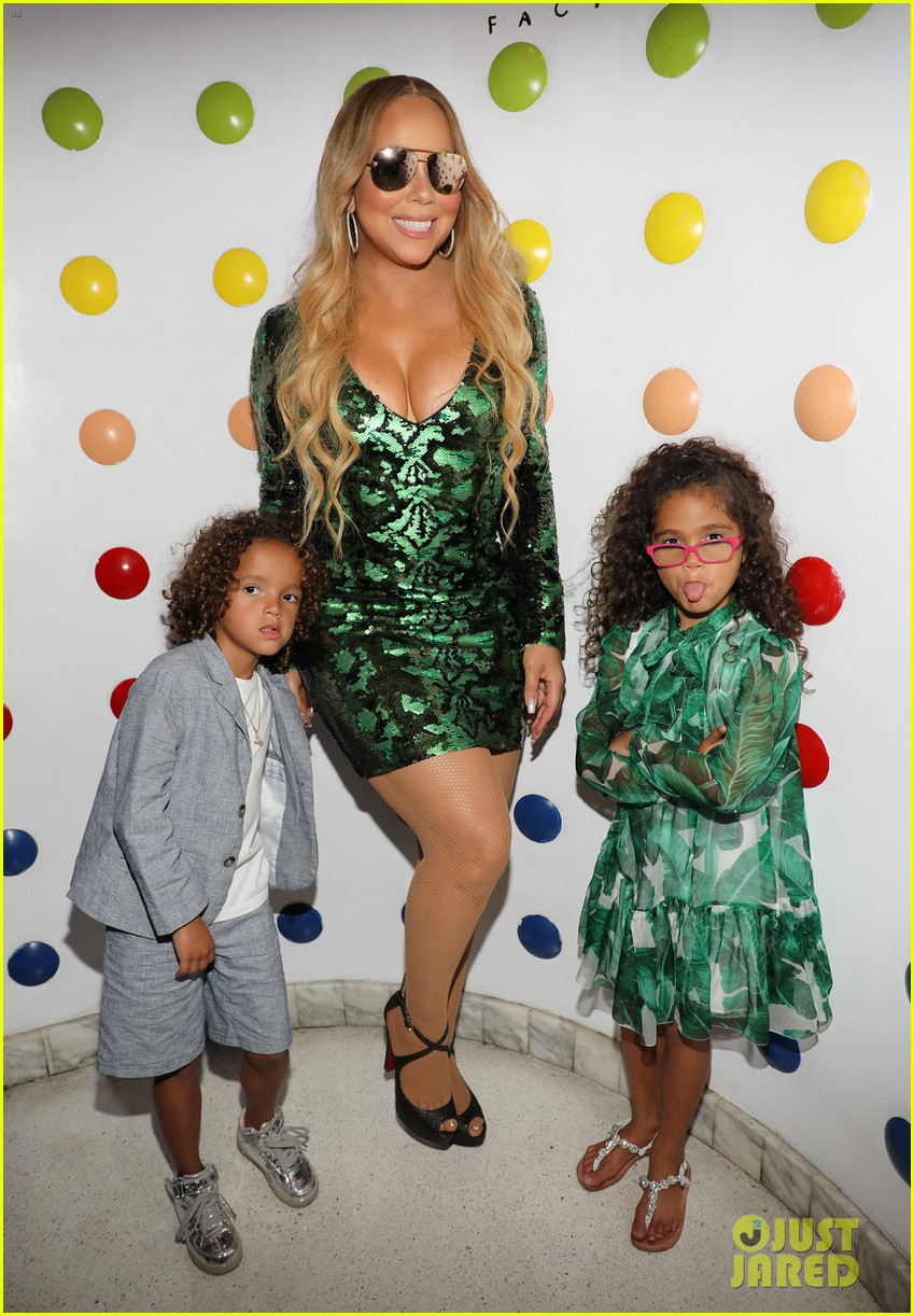 Mariah Carey, Bryan Tanaka, & Her Twins Celebrate At Miami Concert
