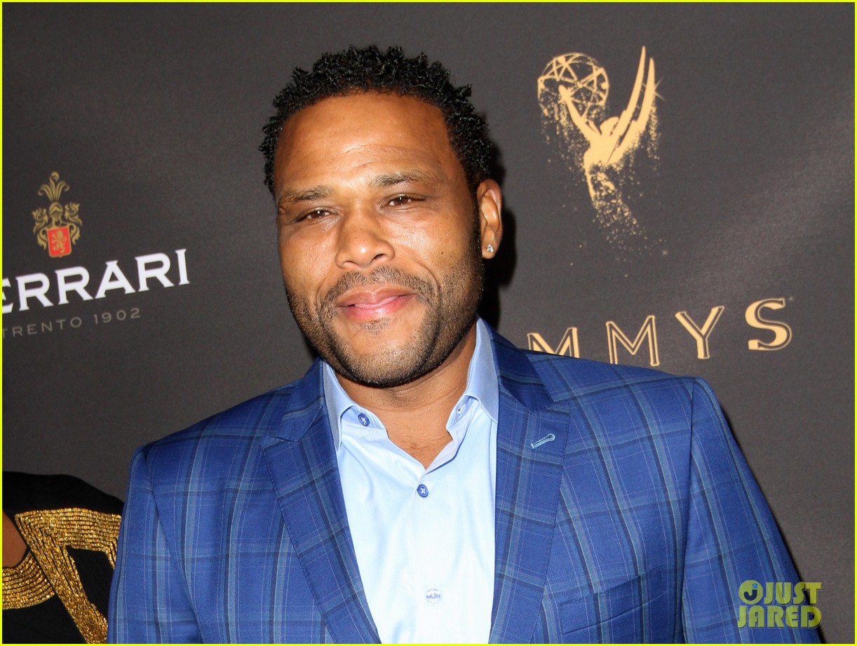 Chrissy Metz, Tracee Ellis Ross & More Prep for 2017 Emmys at Cocktail