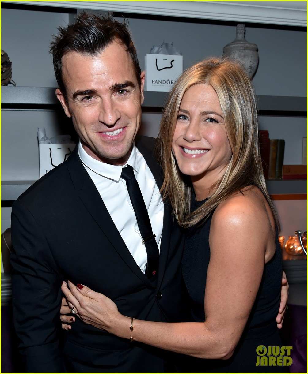 Justin Theroux Shares Sweet Pic with Jennifer Aniston on