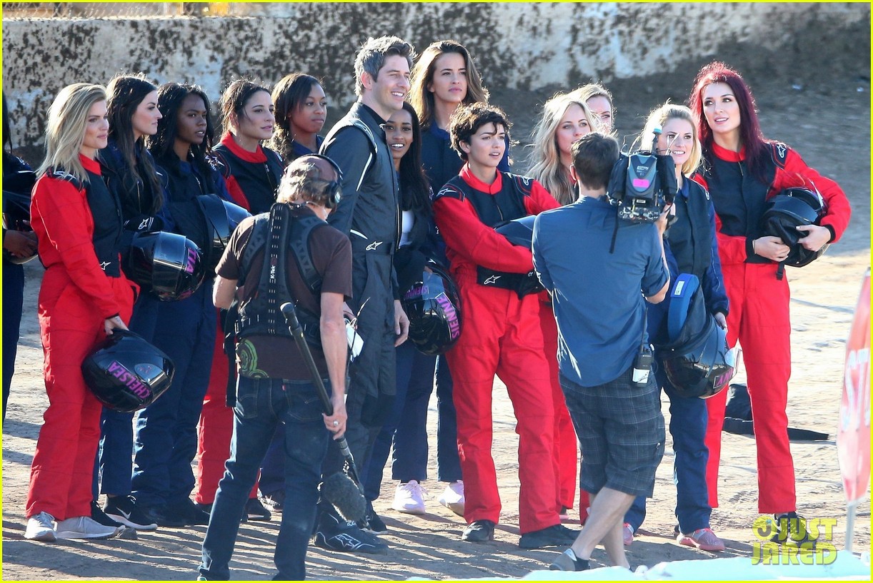 Arie Luyendyk Jr. Films 'The Bachelor' with His Contestants (Photos) Photo 3964655 Arie