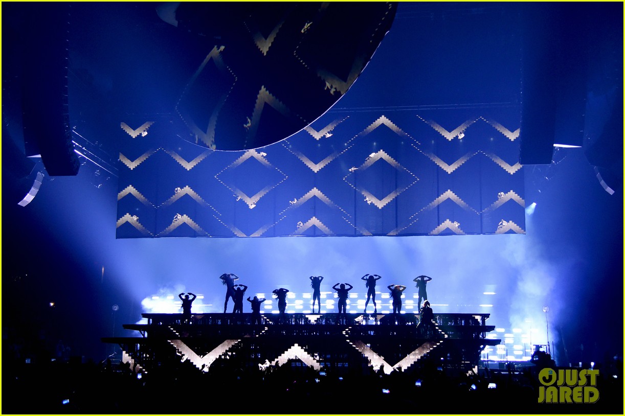 Lady Gaga Resumes World Tour After Hiatus: Photo 3982628 | Lady Gaga