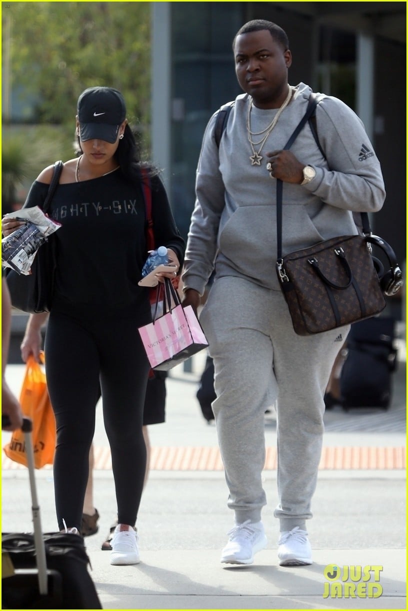 Sean Kingston & Girlfriend Angela Coates Make Rare Appearance in Australia Photo 3990371