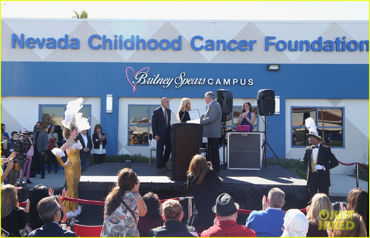 Britney Spears Opens Children’s Cancer Foundation Campus in Las Vegas