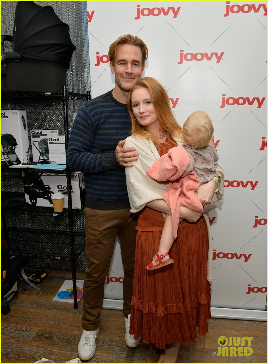 James Van Der Beek, Haylie Duff & More Get Into The Holiday Spirit at