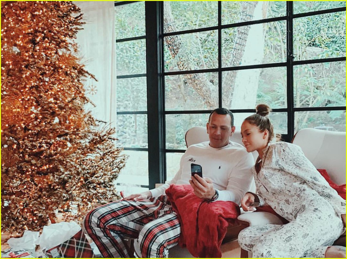 Jennifer Lopez & Alex Rodriguez Share Photos from Their First Christmas Jennifer Lopez Christmas