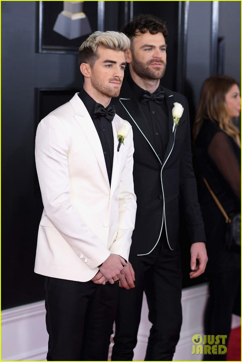 The Chainsmokers Alex Pall & Andrew Taggart Coordinate Their Suits at