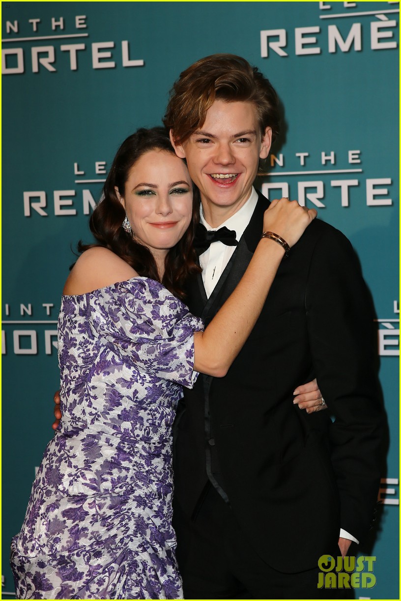 Dylan O'Brien & 'Maze Runner' CoStars Pose at Paris Premiere Photo