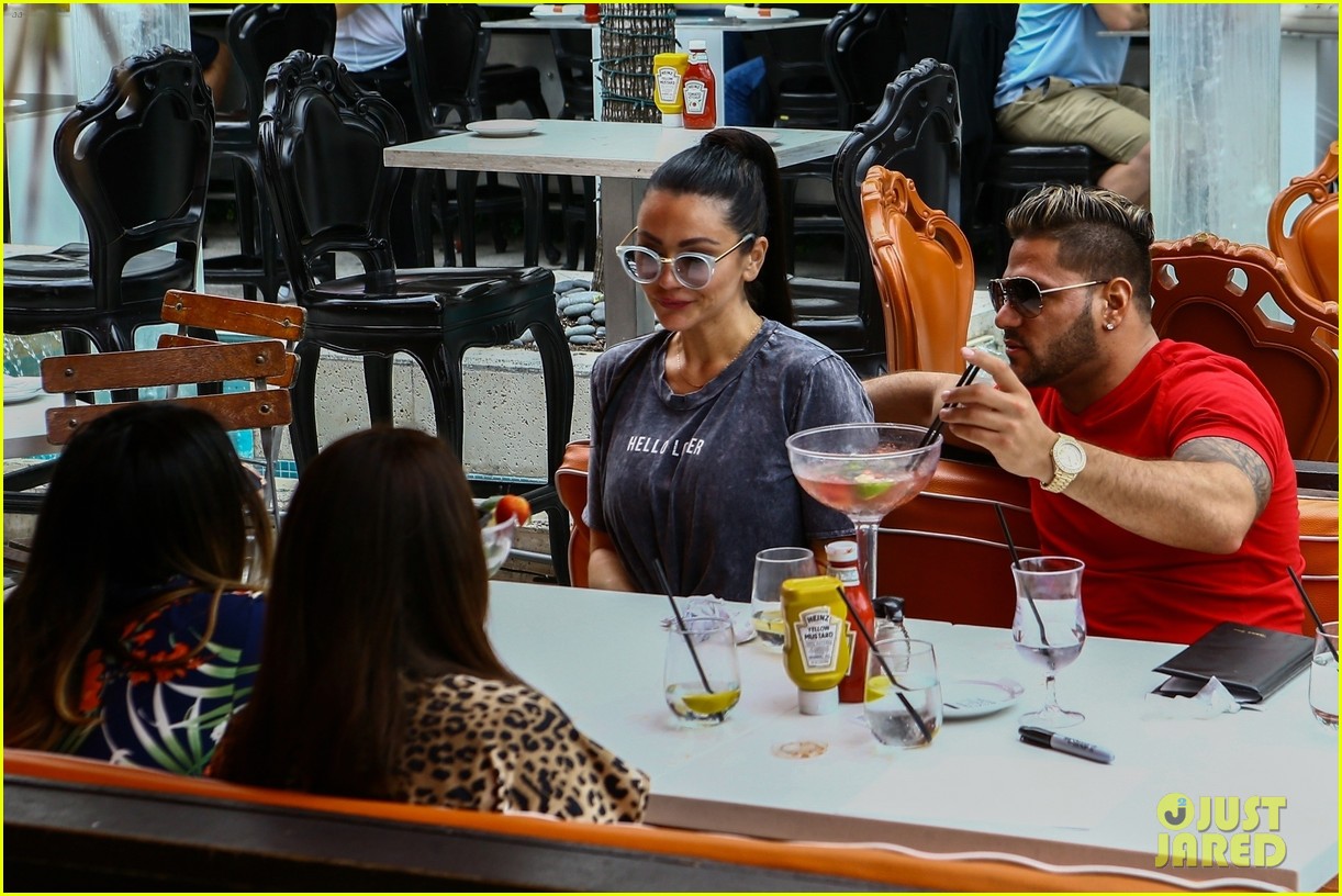 'Jersey Shore' Cast Begins Filming Reunion Show in Miami! Photo 4017807 Deena Cortese, Jenni