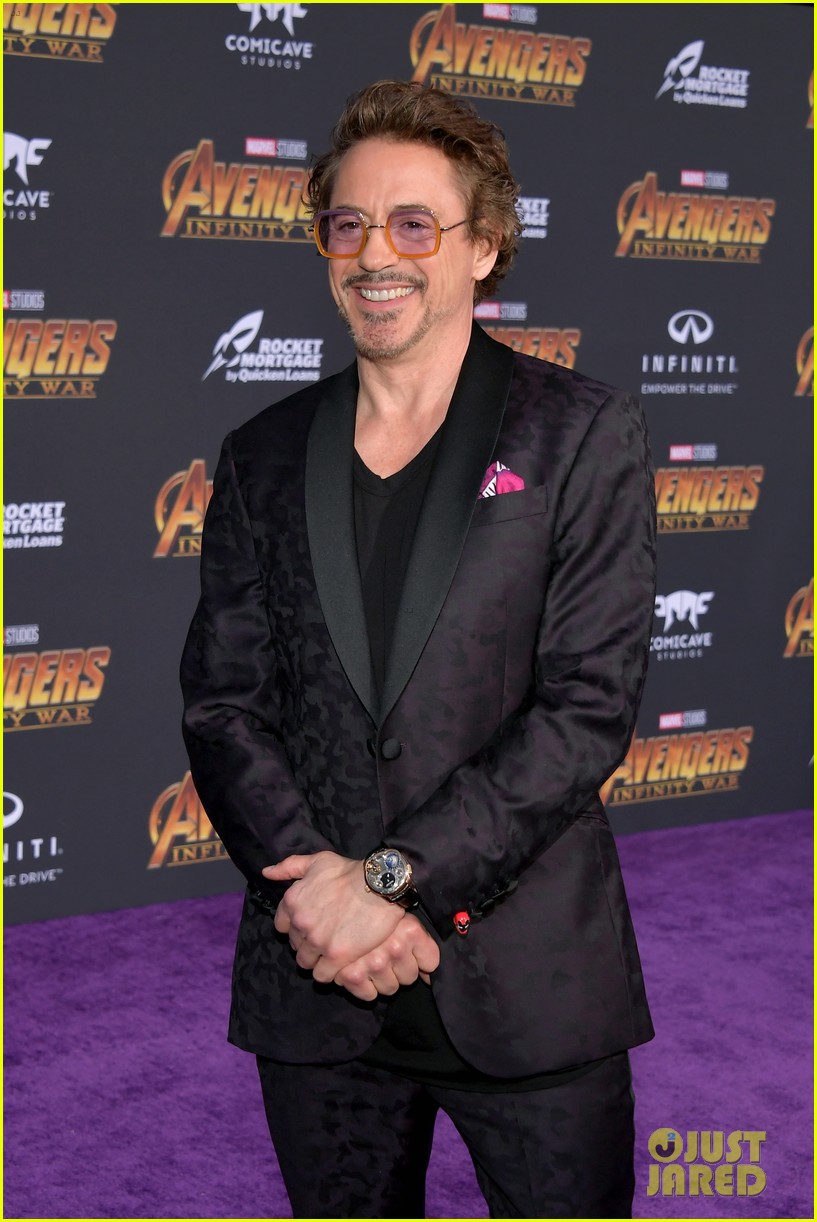 robert downey jr avengers premiere