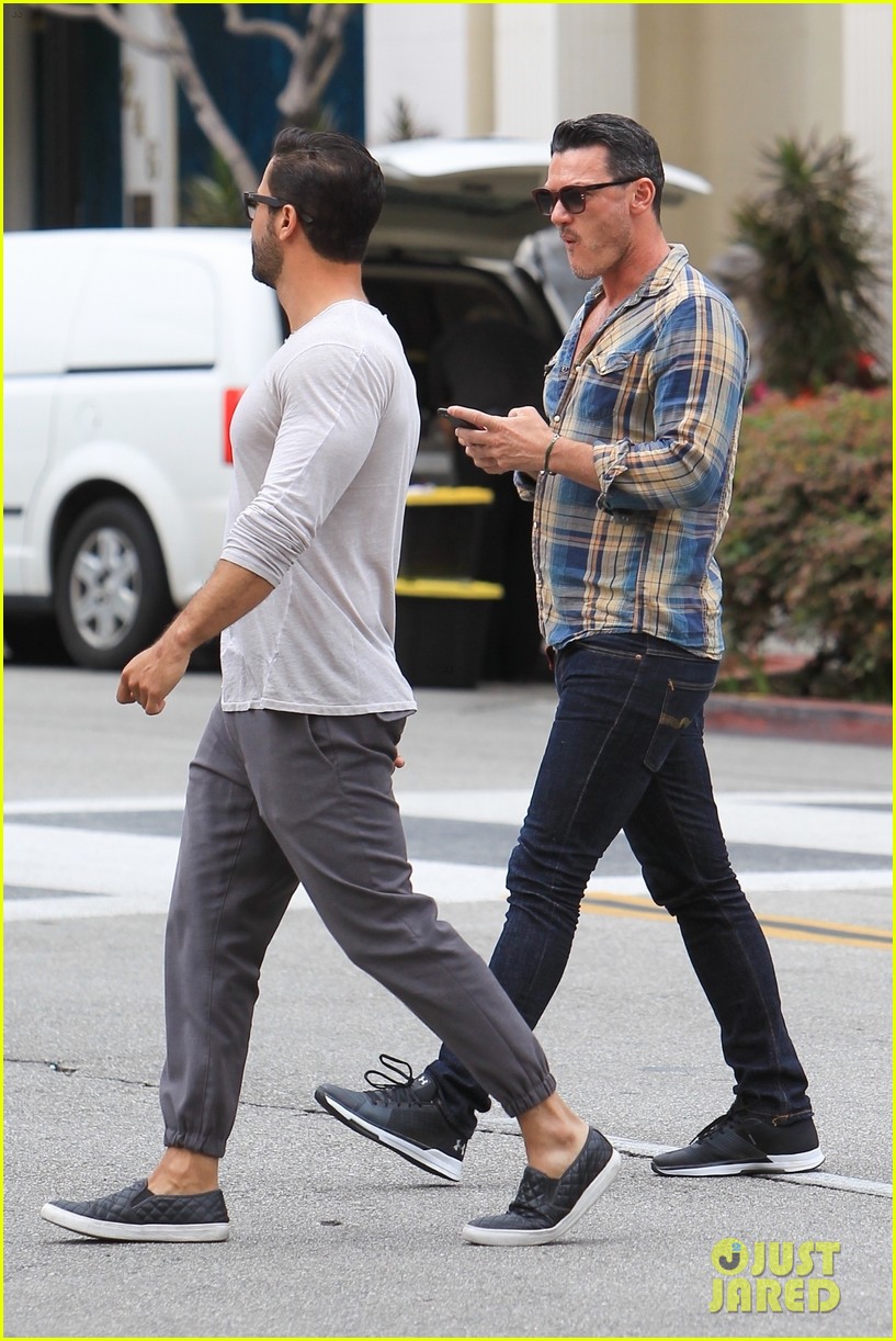 Luke Evans & Rumored Boyfriend Victor Turpin Grab Sushi at Sugarfish