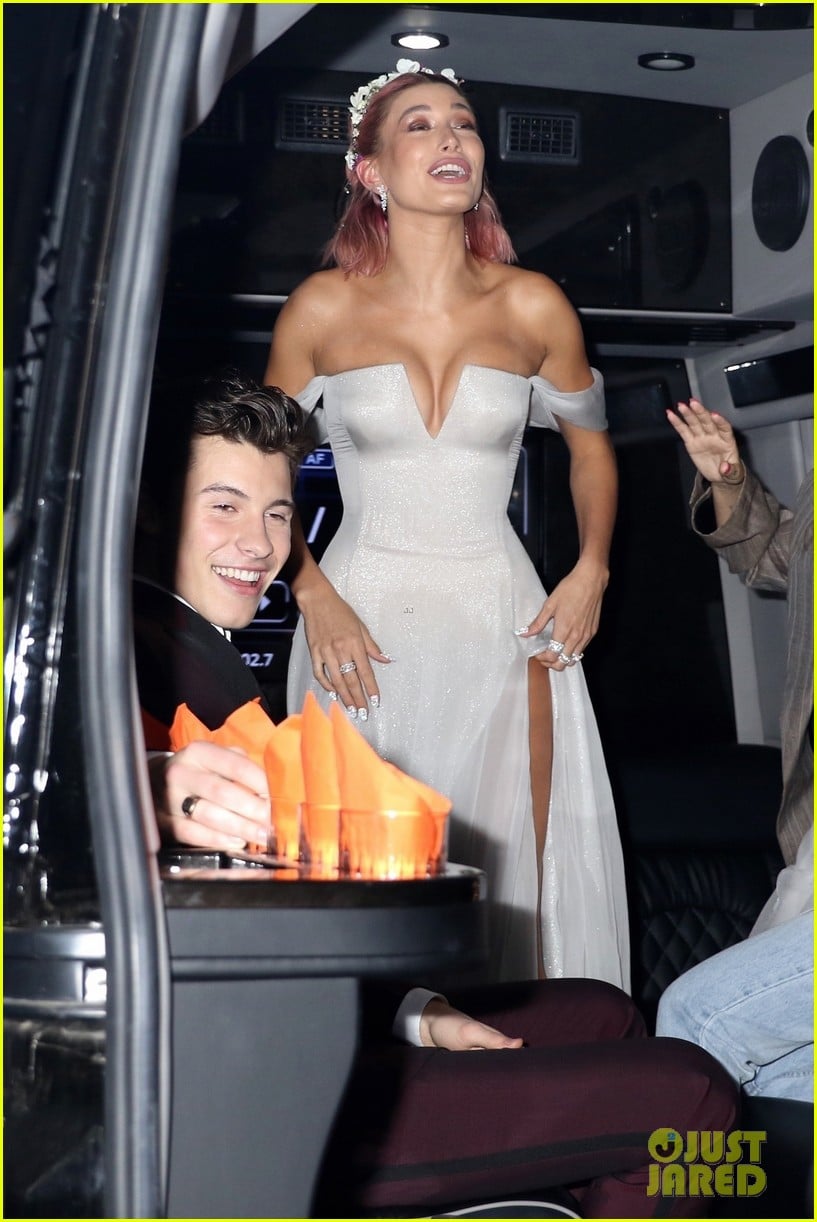 Shawn Mendes Hailey Baldwin Make Couple Debut At Met Gala 2018 Photo 4078583 2018 Met Gala Hailey Baldwin Met Gala Shawn Mendes Pictures Just Jared
