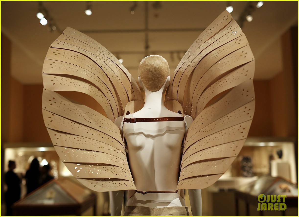 Look Inside the 2018 Met Gala's Costume Exhibit (Photos) Photo 4078271