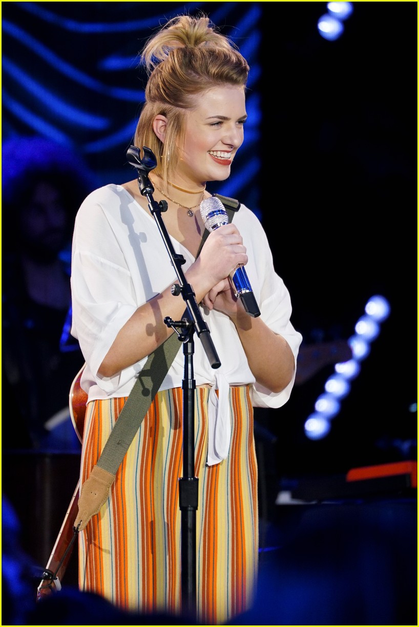 American Idol’s Maddie Poppe: ‘Going Going Gone’ Stream & Download