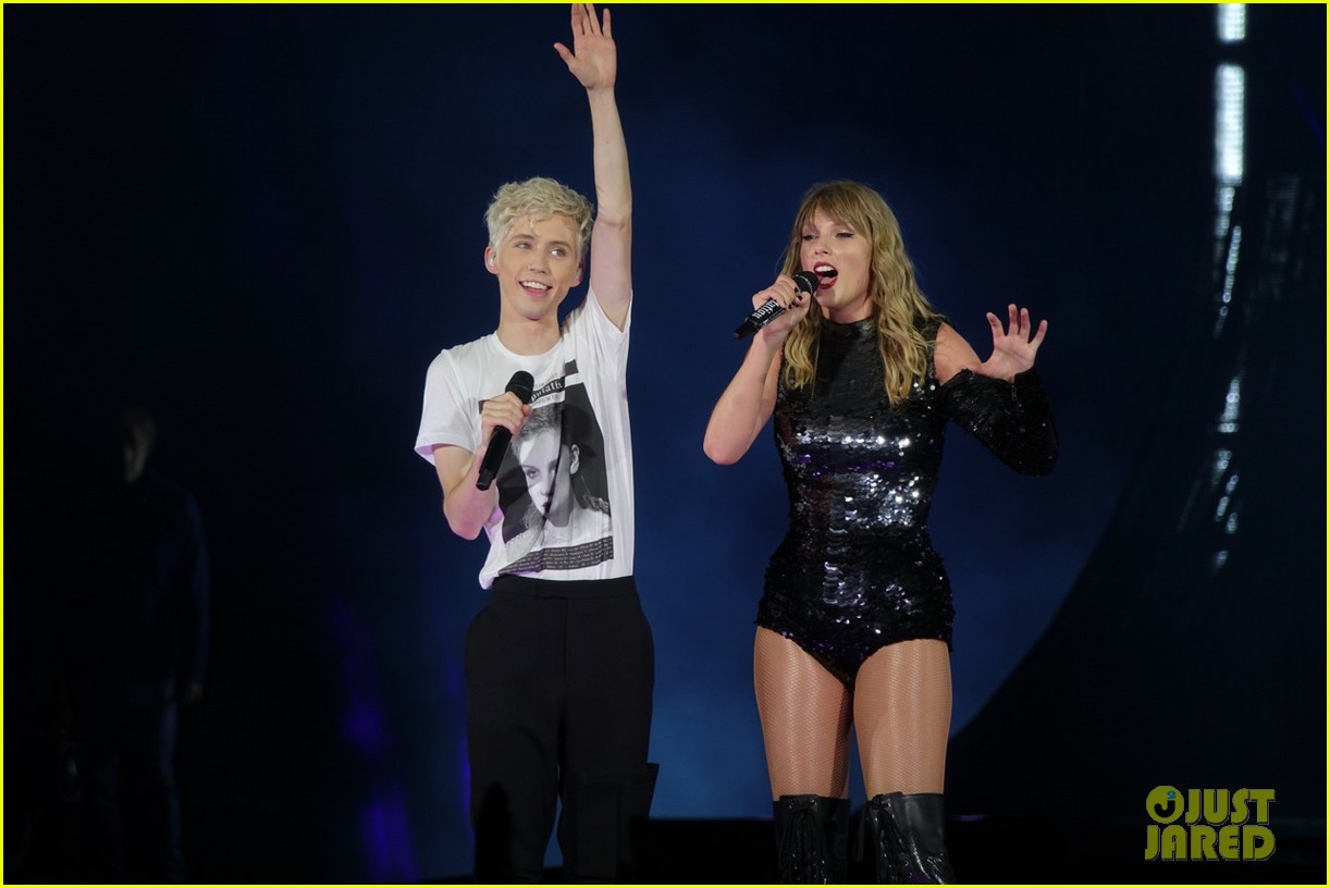 Troye Sivan Announces Album Release Date at Taylor Swift Concert!: Photo 4087009 ...1222 x 816