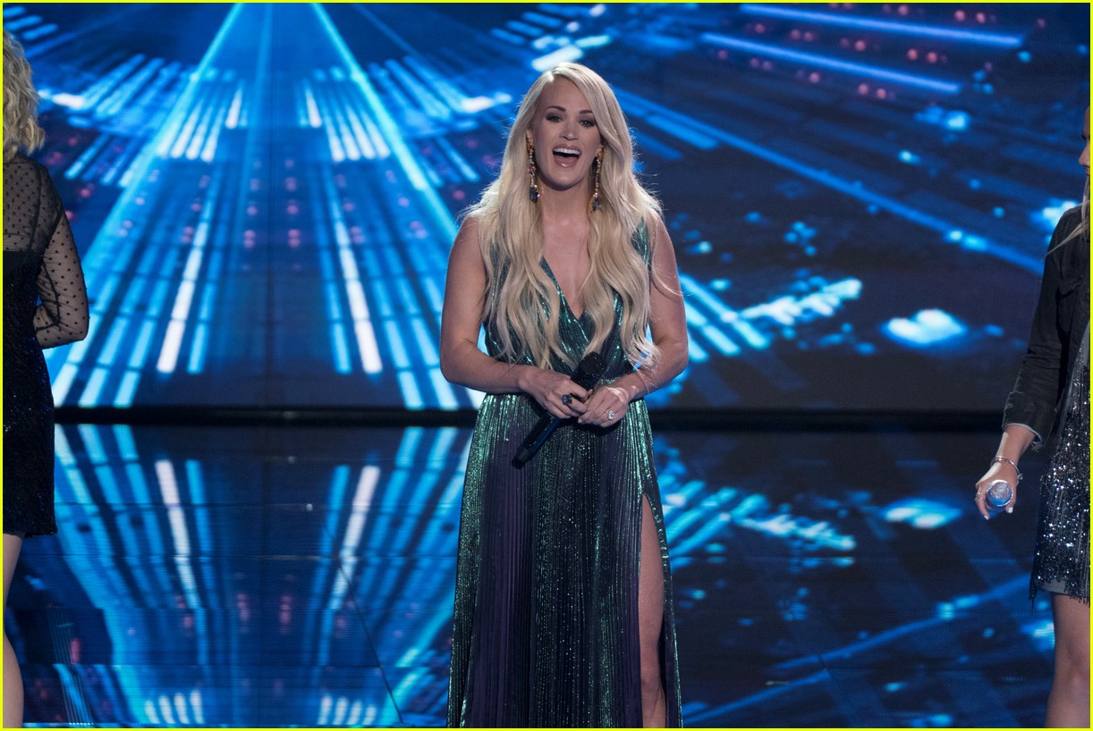 Carrie Underwood Returns to ‘American Idol’ as a Mentor, Performs ‘Cry