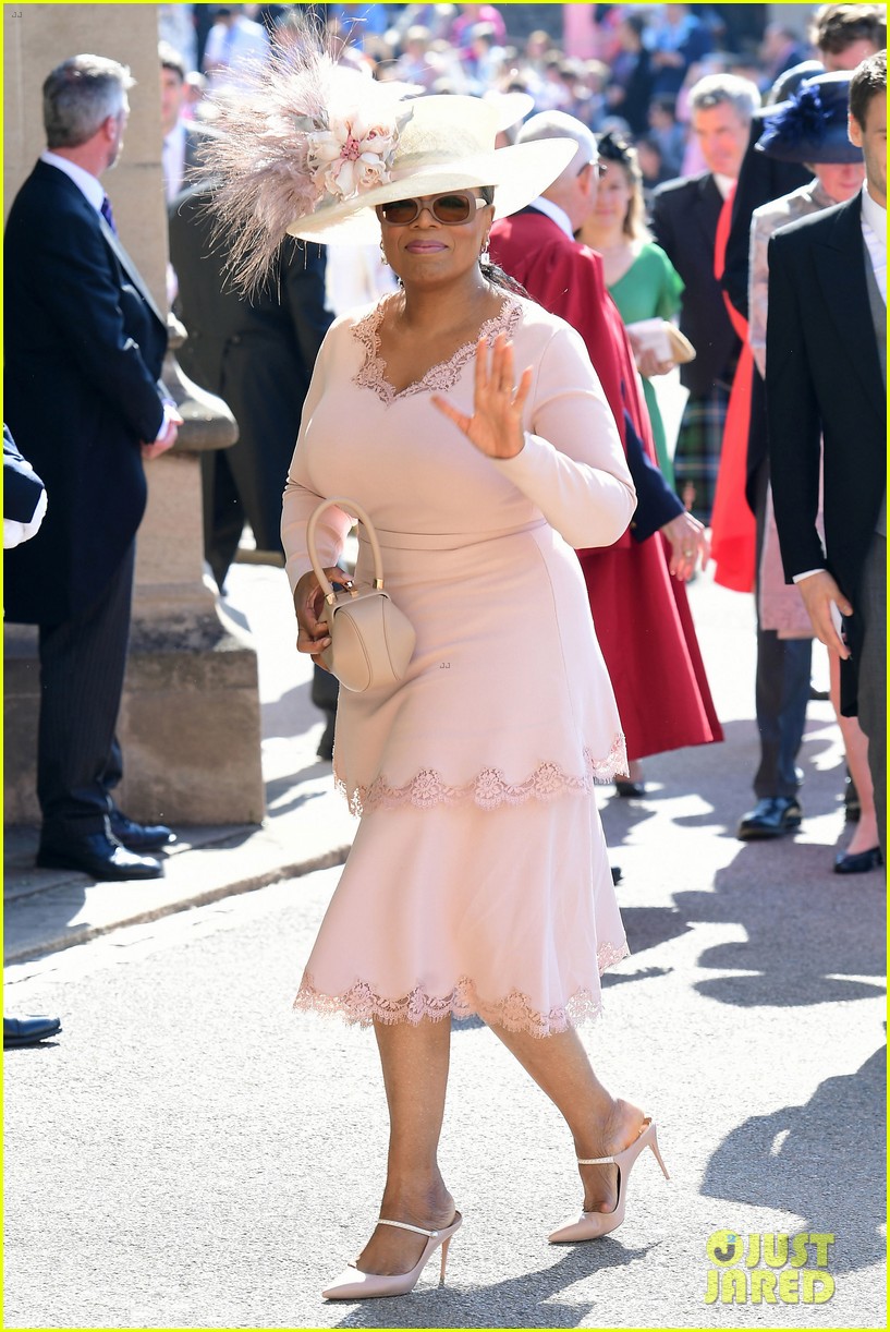 Oprah Winfrey Arrives at Royal Wedding with Idris Elba