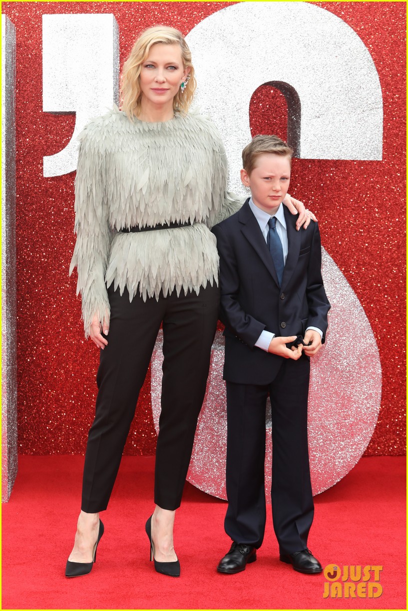 ‘Ocean’s 8’ Cast Reunite in London for European Premiere!: Photo