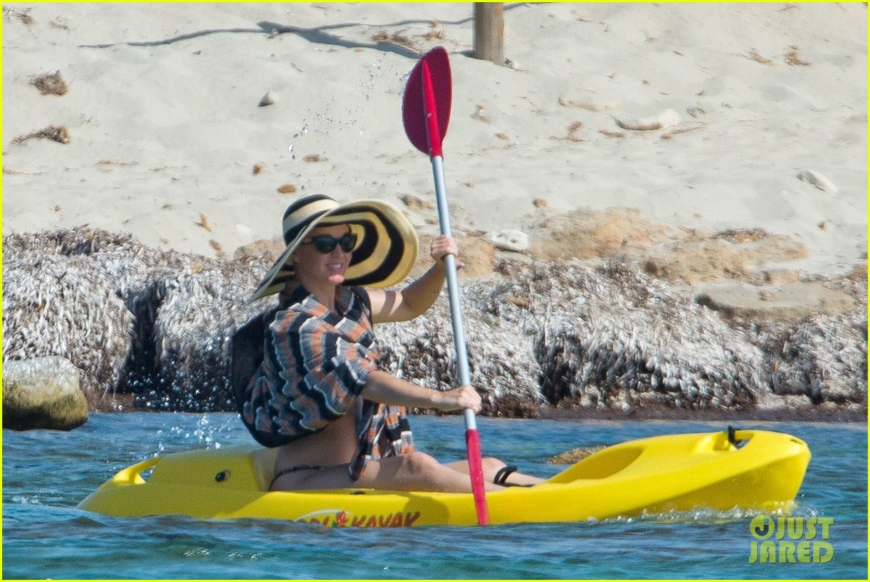 Katy Perry Hits the Beach in a Bikini in Spain! Photo 4109309 Bikini