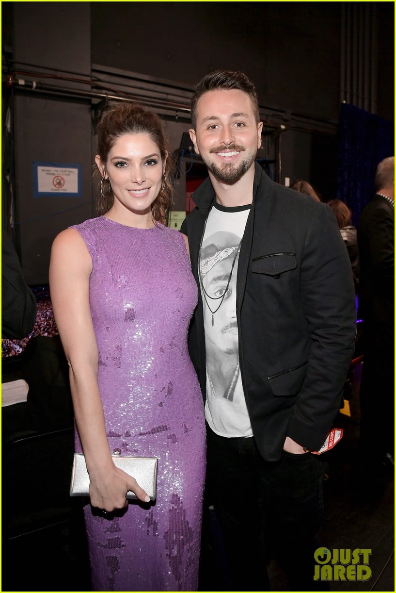 Ashley Greene & Paul Khoury Officially Tie the Knot! Photo 4111404