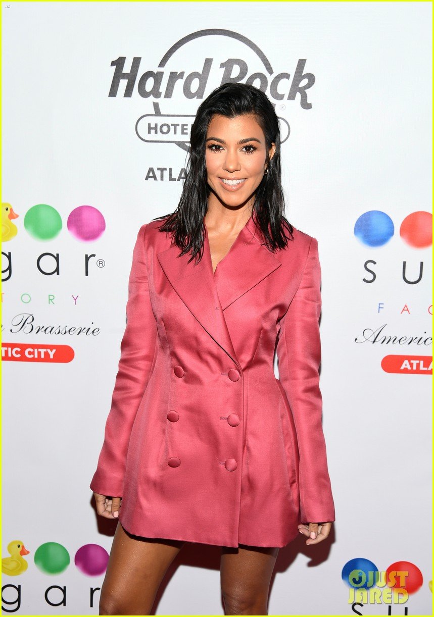 Kourtney Kardashian Goes Pretty in Pink for Sugar Factory Opening in