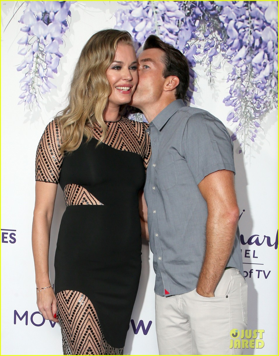 Bailee Madison, Becca Tobin & Rachael Leigh Cook Step Out for Hallmark